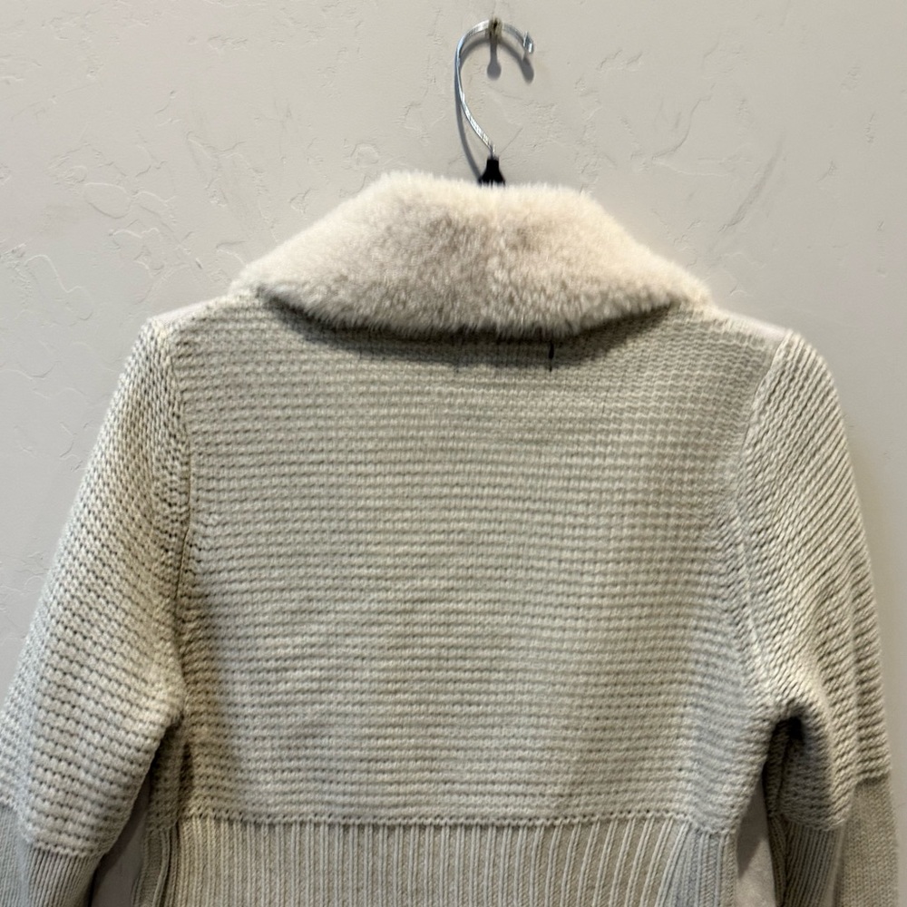 Chelsea and Theodore Cream/Beige Size Medium Jacket - Picture 4 of 7